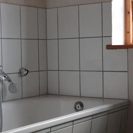 Grosse In Besonderer Anlage - Buednerei Lehsten *